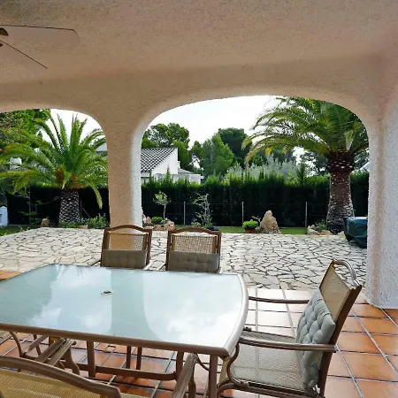 Mamucas Lampolla Villa